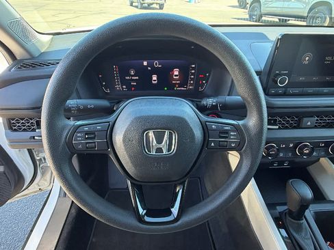 Used 2025 Honda Accord SE image 18