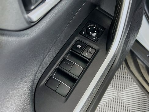 Used 2021 Toyota RAV4 XSE AWD/4WD image 19