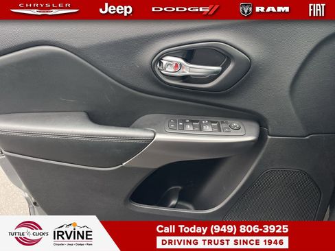 Used 2021 Jeep Cherokee Latitude Lux w/ Sun & Sound Group image 20