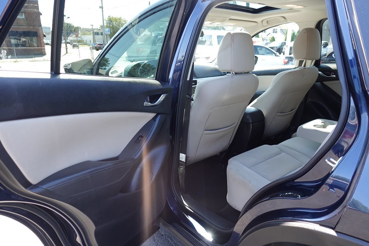 Used 2016 MAZDA CX-5 Touring w/ Bose/Moonroof Package AWD/4WD image 18