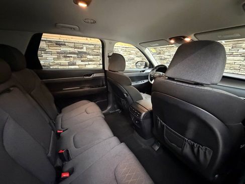 Certified 2022 Hyundai Palisade SE image 28