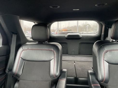 Certified 2024 Ford Explorer ST-Line w/ Class IV Trailer Tow Package image 18