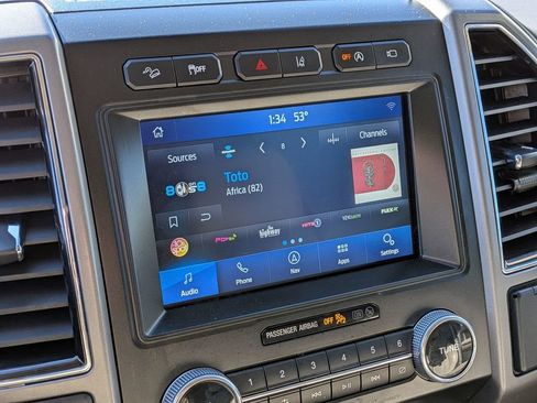 Used 2021 Ford Expedition XLT image 22