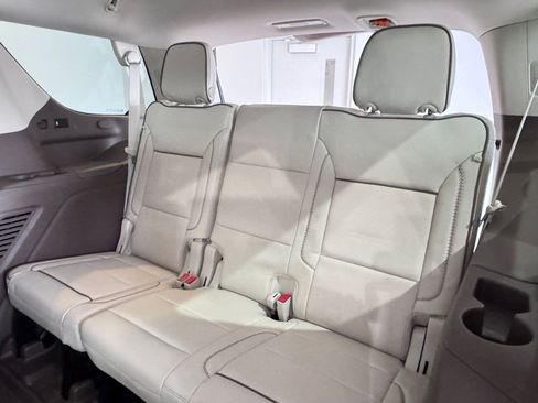 Certified 2023 GMC Yukon Denali w/ Advanced Technology Package AWD/4WD image 13