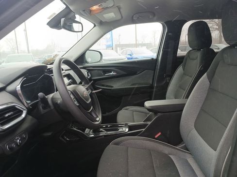 Used 2023 Chevrolet TrailBlazer LT w/ Convenience Package image 15