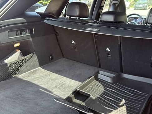 Certified 2025 Mercedes-Benz GLC 300 4MATIC image 19