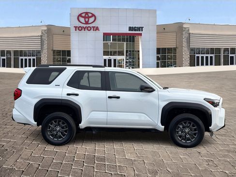 Certified 2025 Toyota 4Runner 4WD image 9