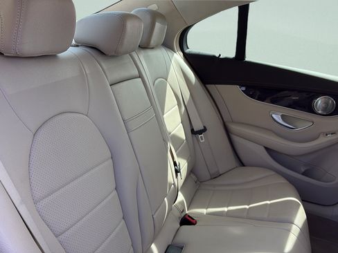 Used 2015 Mercedes-Benz C 300 4MATIC Sedan image 21