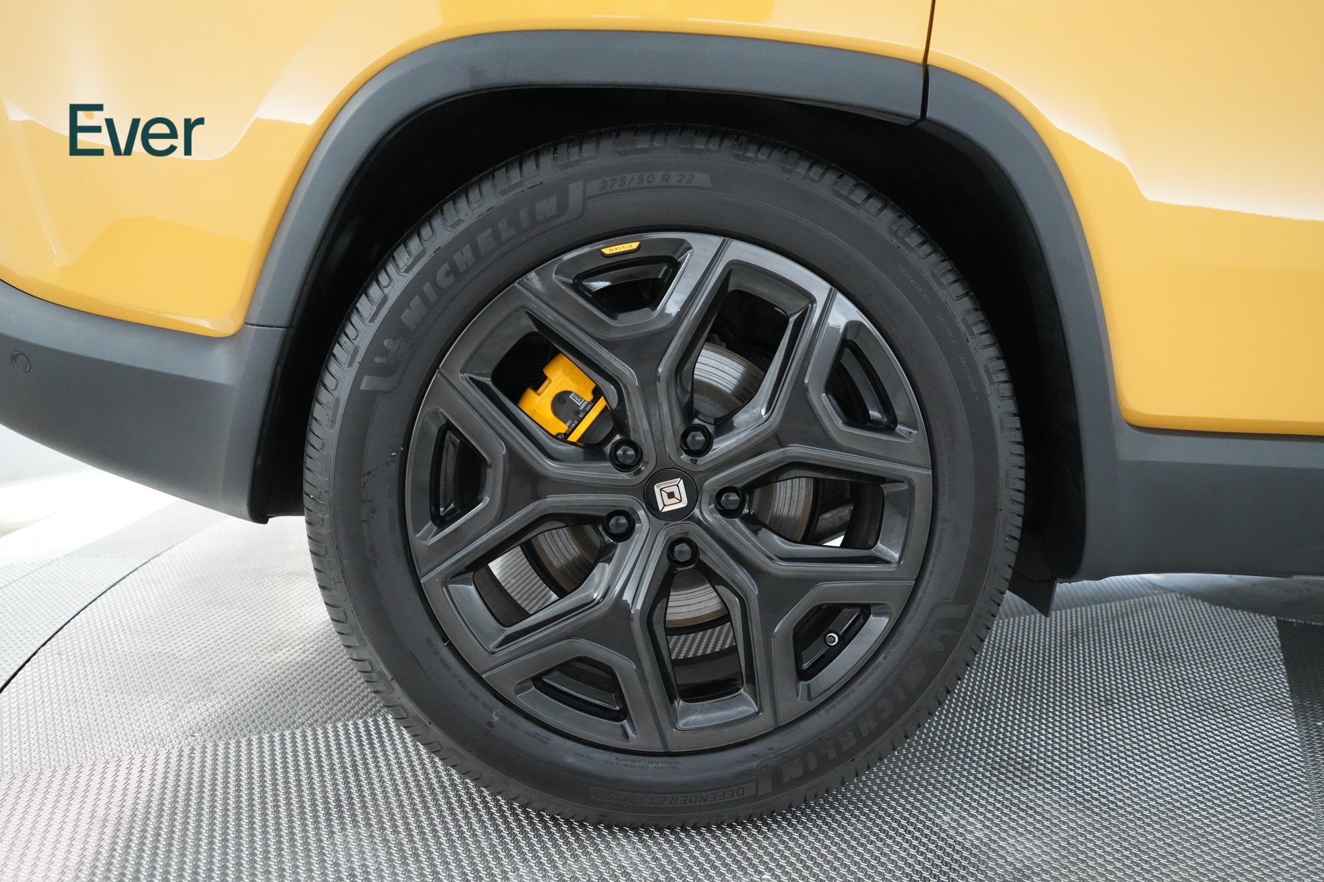 Used 2023 Rivian R1S Adventure Quad AWD/4WD image 9