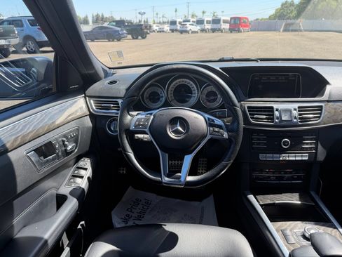 Used 2016 Mercedes-Benz E 350 Sedan image 17