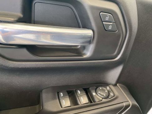 Used 2019 Chevrolet Silverado 1500 Custom Trail Boss w/ Custom Convenience Package AWD/4WD image 23