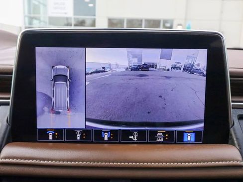 Used 2021 Chevrolet Tahoe High Country image 9