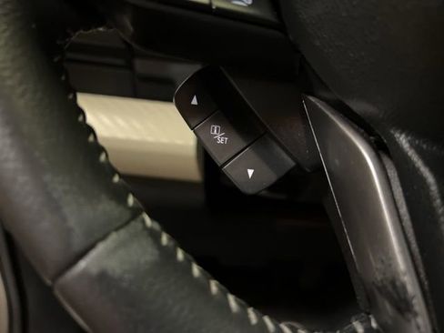 Used 2019 Subaru Ascent Premium w/ Popular Package #3 AWD/4WD image 40