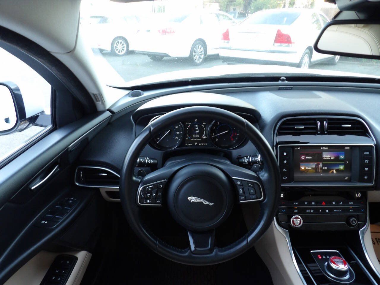 Used 2017 Jaguar XE Prestige AWD/4WD image 5