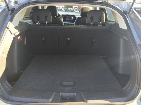 Used 2025 Chevrolet Trax LT image 13