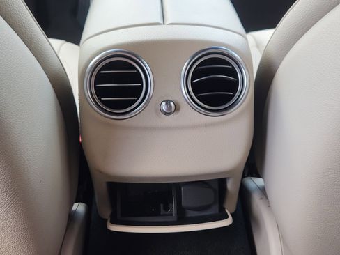 Used 2022 Mercedes-Benz E 350 Sedan image 31