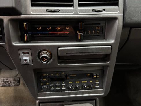 Used 1989 Mercury Tracer Base 4dr Wagon image 33