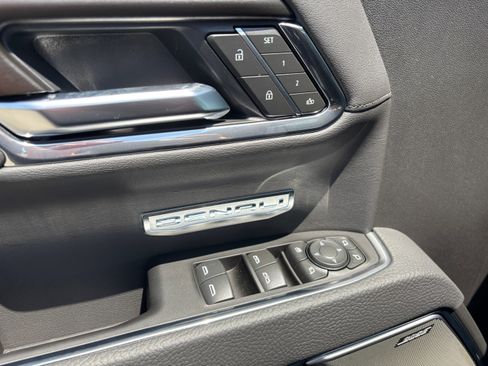 New 2025 GMC Sierra 1500 Denali w/ Denali Reserve Package image 10
