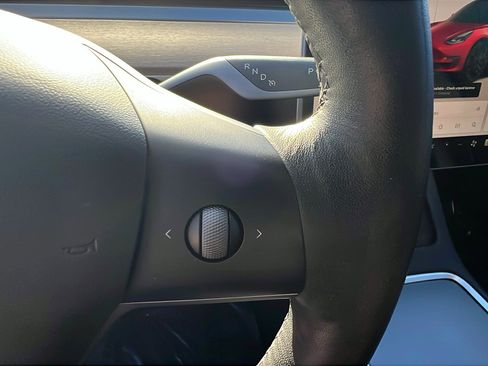 Used 2023 Tesla Model 3 Performance image 28