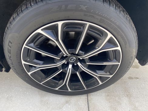 Certified 2025 MAZDA CX-70 Plug-In Hybrid w/ Premium Plus image 31