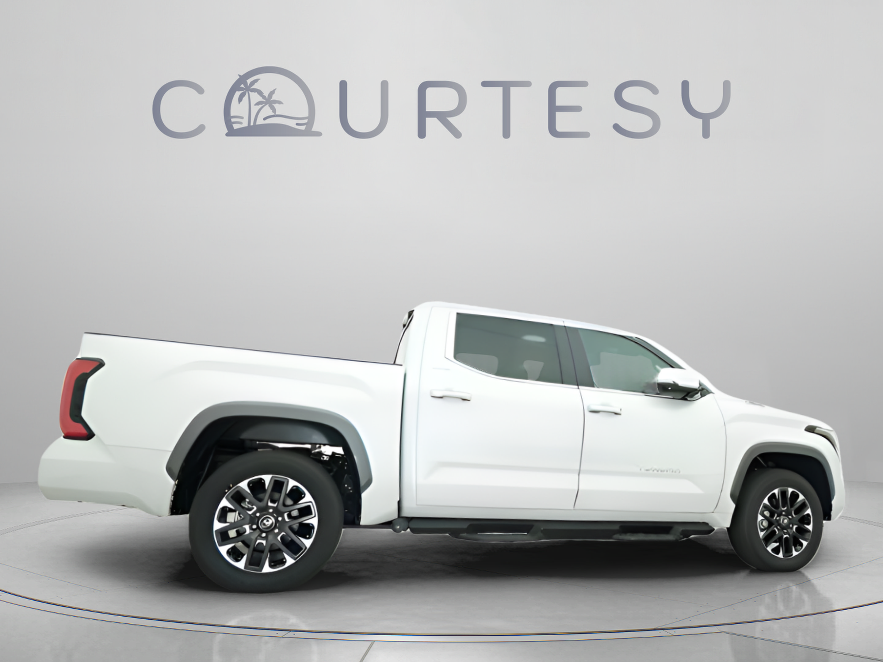 New 2025 Toyota Tundra Limited AWD/4WD image 21