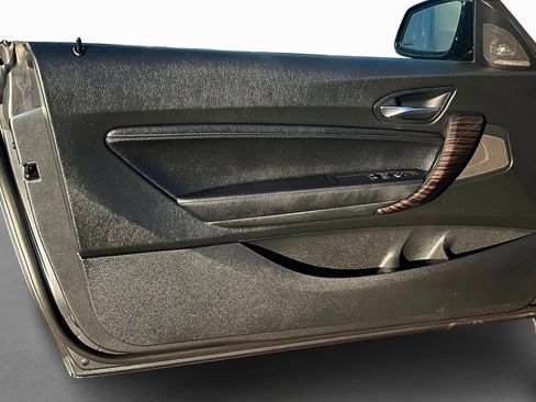 Used 2016 BMW M235i Coupe image 17