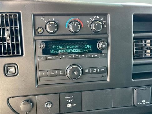 Used 2024 GMC Savana 2500 w/ Driver Convenience Package image 20