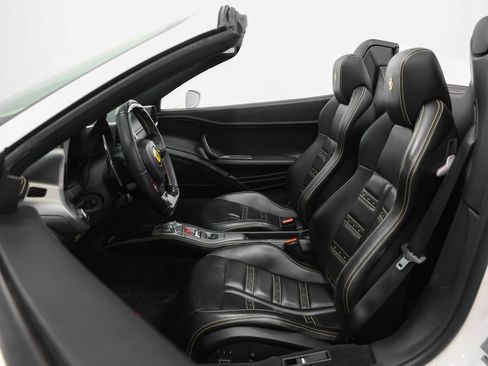 Certified 2015 Ferrari 458 Spider image 63