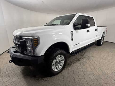 Used 2019 Ford F250 XLT image 3
