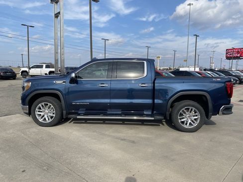 Used 2020 GMC Sierra 1500 SLT image 2