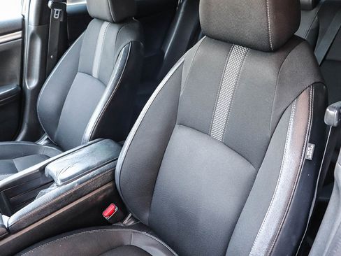 Certified 2019 Honda Civic Sport image 28