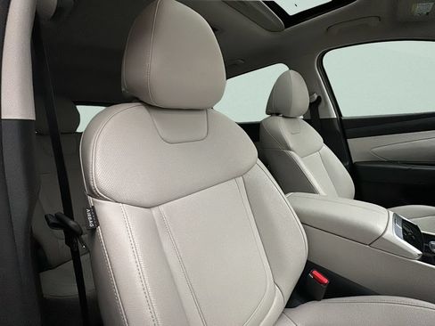 Certified 2025 Hyundai Tucson SEL AWD/4WD image 18