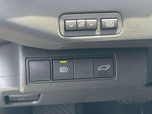 New 2026 Toyota C-HR AWD/4WD image 30