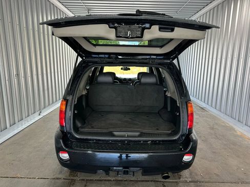 Used 2009 GMC Envoy Denali w/ Sun And 6-Disc Cd Package image 16