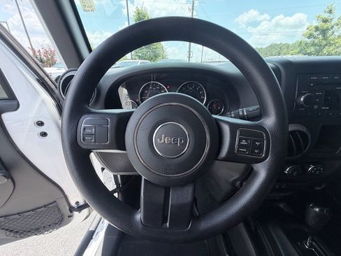 Used 2017 Jeep Wrangler Unlimited Sport AWD/4WD image 14