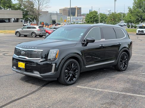 Certified 2021 Kia Telluride SX w/ SX Prestige Package AWD/4WD image 2