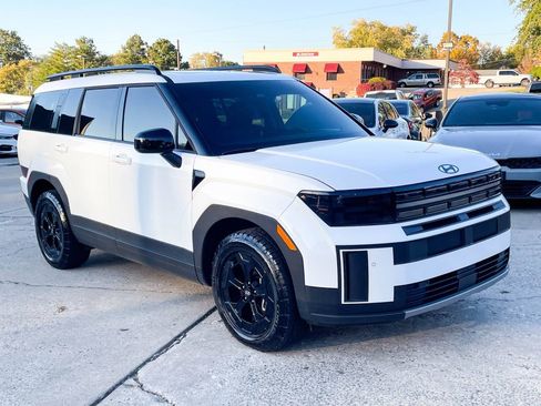 Used 2024 Hyundai Santa Fe XRT image 2