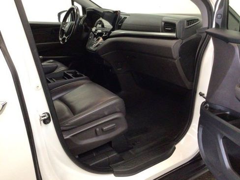 Used 2018 Honda Odyssey EX-L image 12