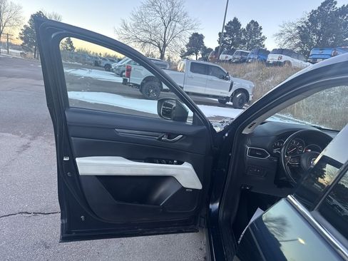 Used 2017 MAZDA CX-5 Grand Touring w/ Premium Package image 10