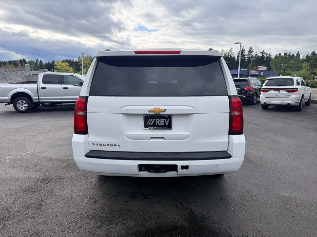 Used 2020 Chevrolet Suburban LS w/ Max Trailering Package AWD/4WD image 4