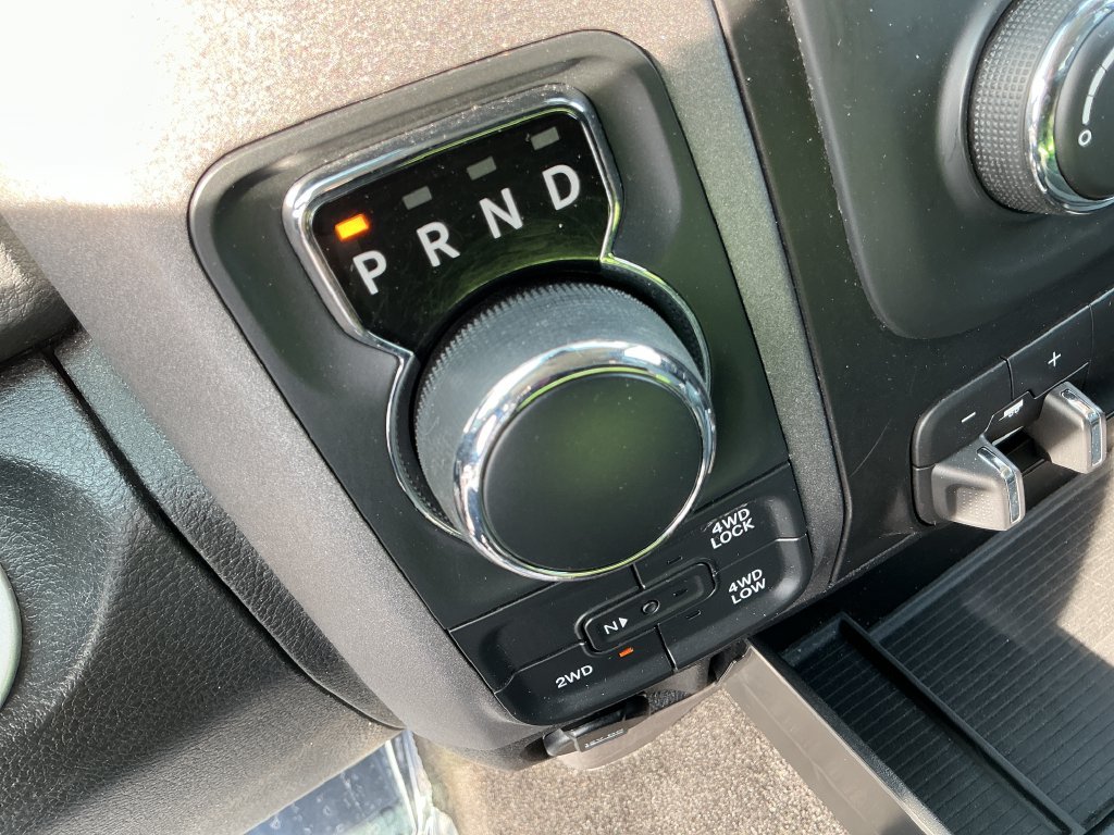 Used 2014 RAM 1500 Express AWD/4WD image 22
