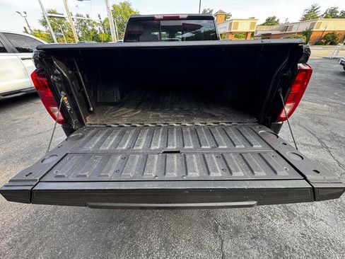 Used 2024 GMC Sierra 1500 Elevation w/ Elevation Premium Package AWD/4WD image 13