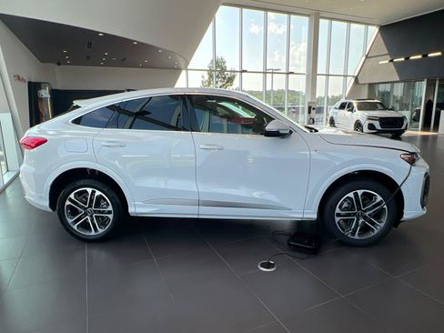 New 2026 Audi Q5 Premium Plus AWD/4WD image 4