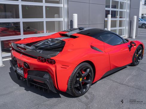 Used 2023 Ferrari SF90 Stradale Coupe image 13