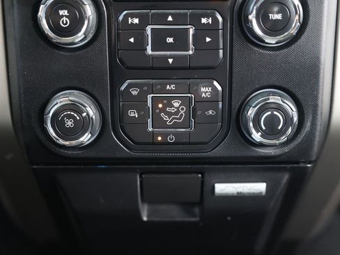 Used 2014 Ford F150 XLT w/ XLT Chrome Package image 30