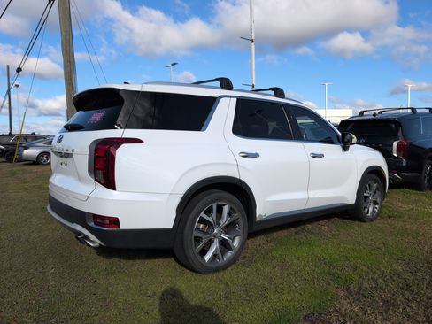 Used 2021 Hyundai Palisade SEL image 2