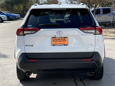 Used 2023 Toyota RAV4 XLE image 5