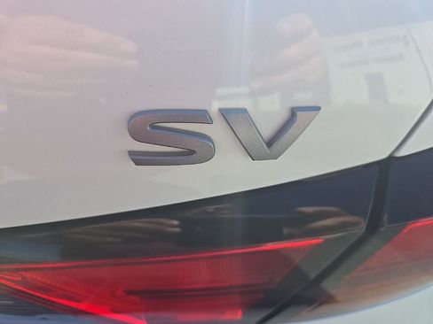 Used 2023 Nissan Altima 2.5 SV FWD image 41