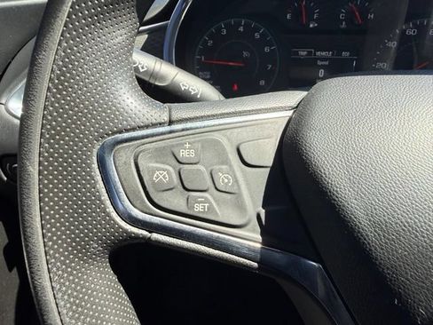 Used 2021 Chevrolet Malibu LT FWD image 18