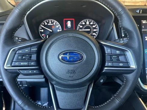 Used 2025 Subaru Outback Limited image 24
